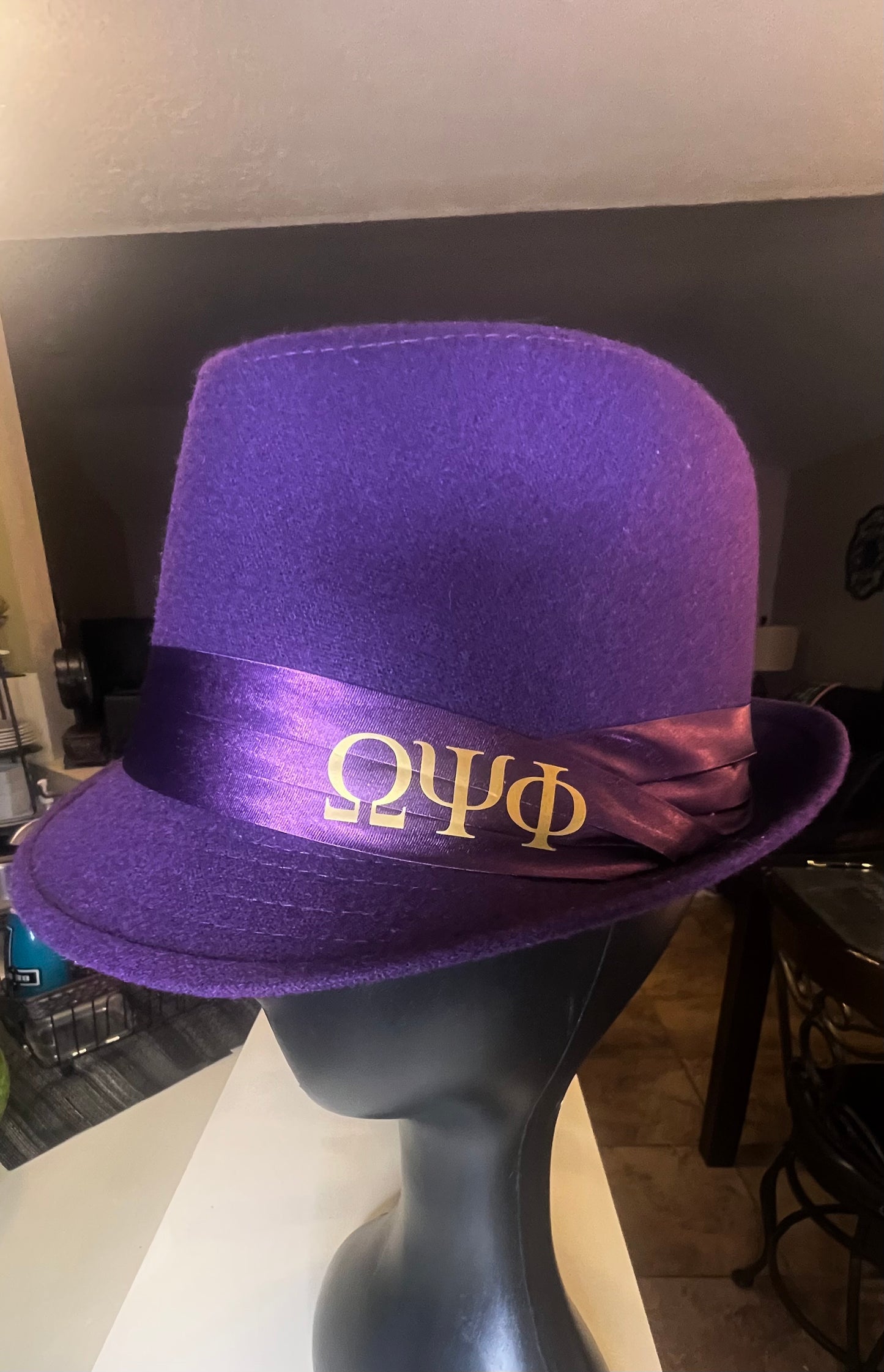 Stingy Omega Brim